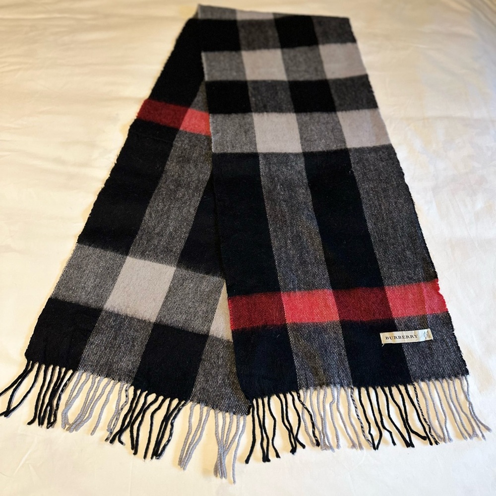Burberry Checkered Wool Scarf - Black, Gray, Red